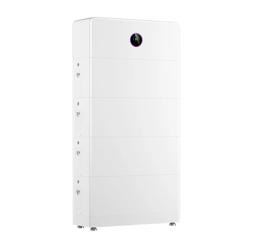 Sistema di accumulo GoodWe ESA, inverter e batterie in un unico mobile bianco